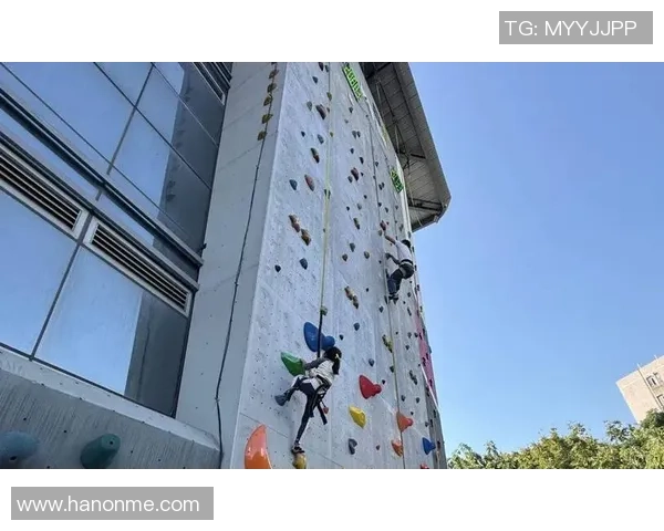 广州攀岩队在马拉松大满贯积分榜中以74分稳居第一名